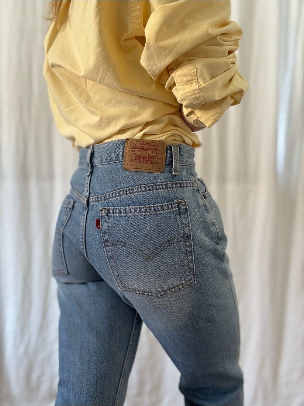 Vintage Levi’s 505 light wash Y2K straight leg mid rise clean - Picture 11 of 12